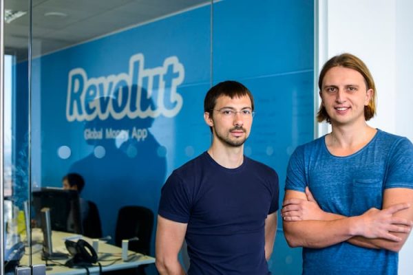 Les employés de Revolut révèlent le coût humain d&rsquo;une licorne de la fintech